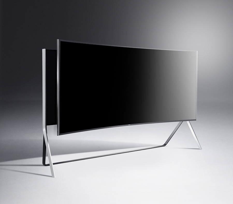 Samsung bendable UHD TV 105